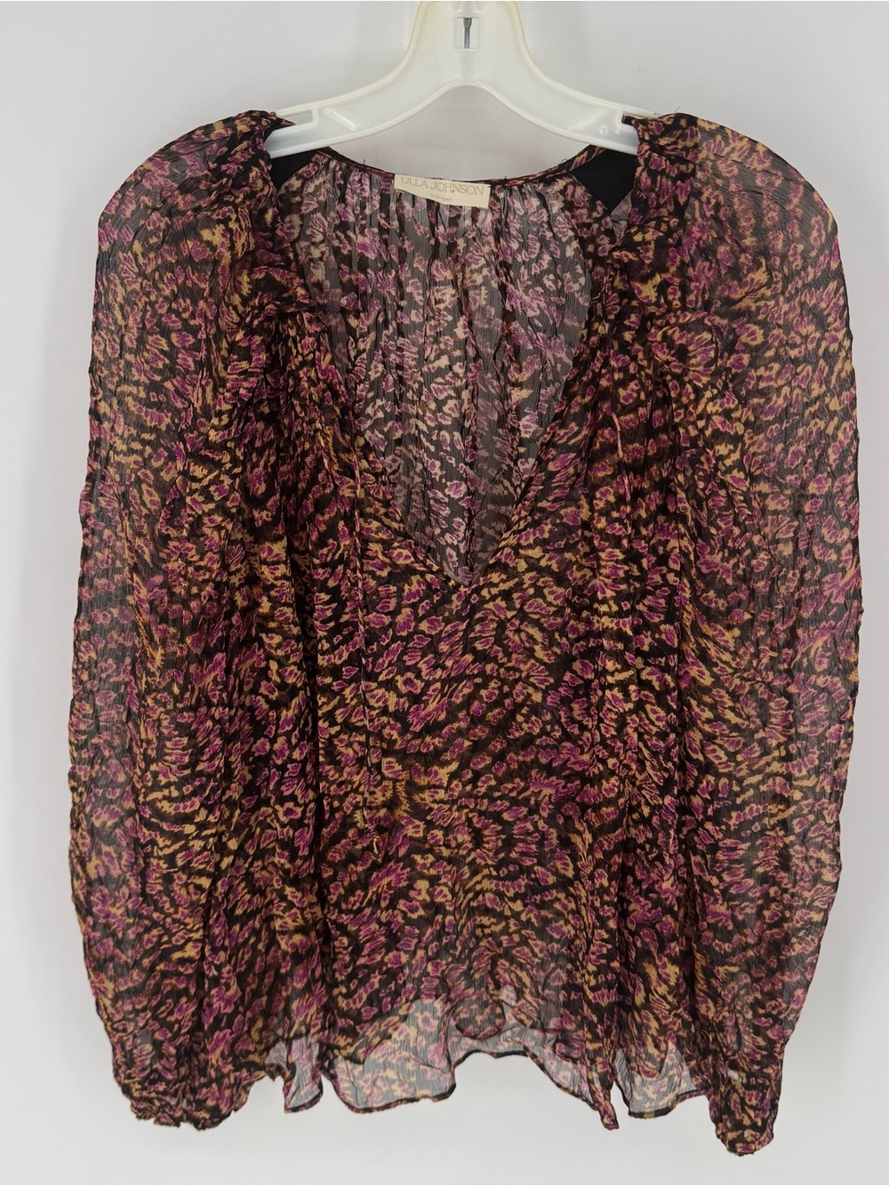 Ulla Johnson 100% silk whimsy boho Sheer V-Neck Blouse in Purple and Gold Print